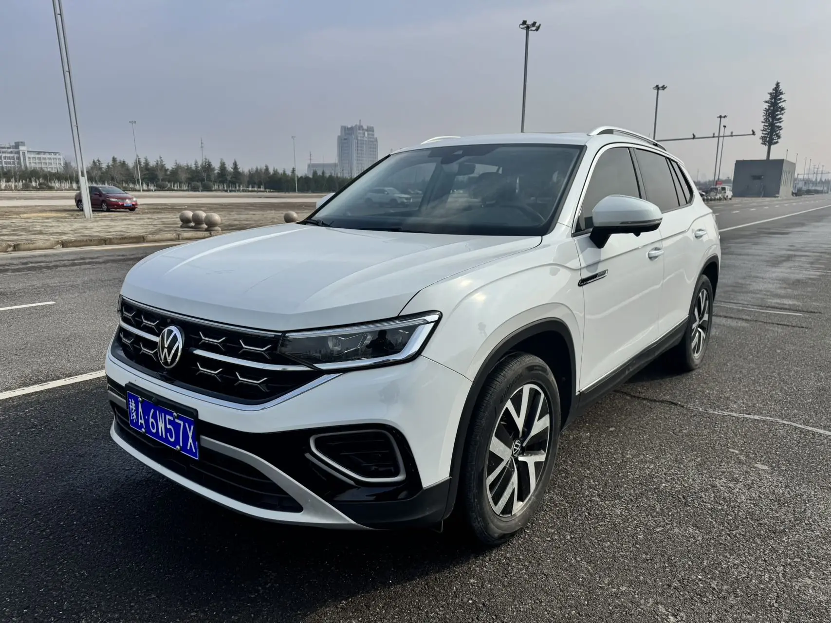 Volkswagen Tayron  из Китая