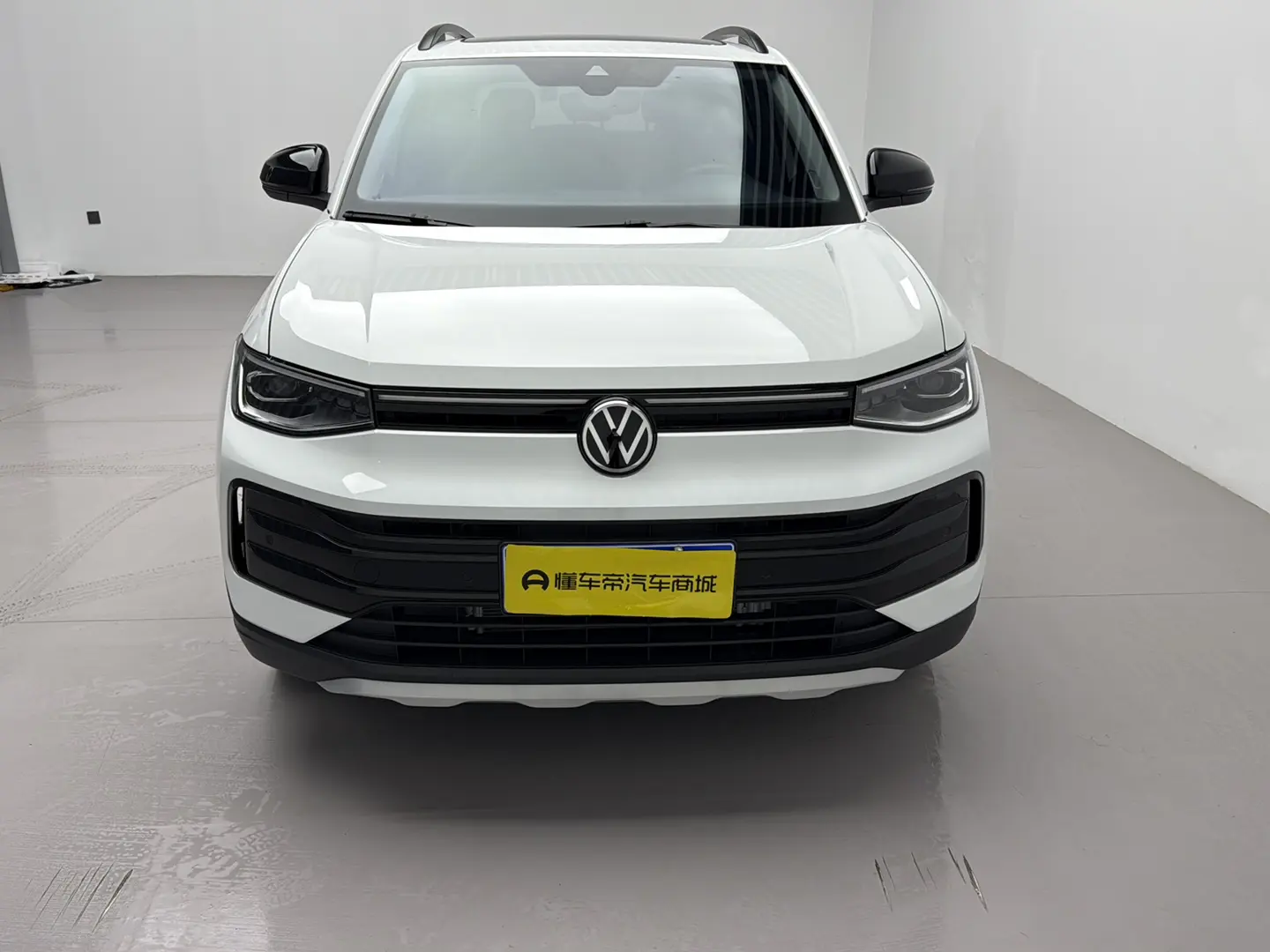Volkswagen Tharu  из Китая