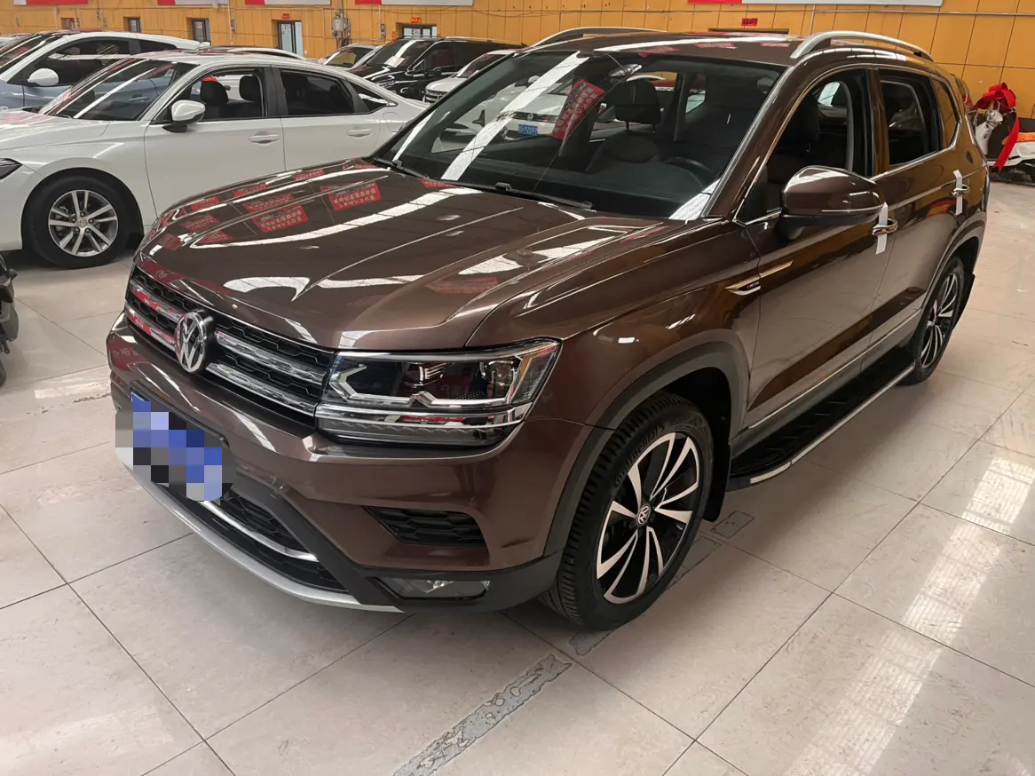 Volkswagen Tharu  из Китая