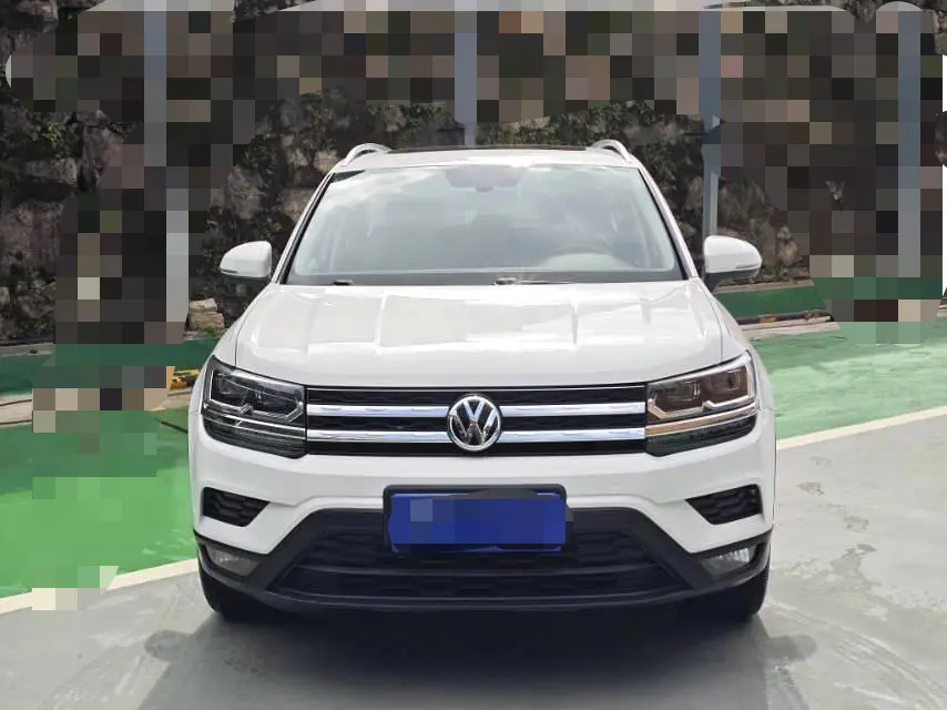 Volkswagen Tharu  из Китая