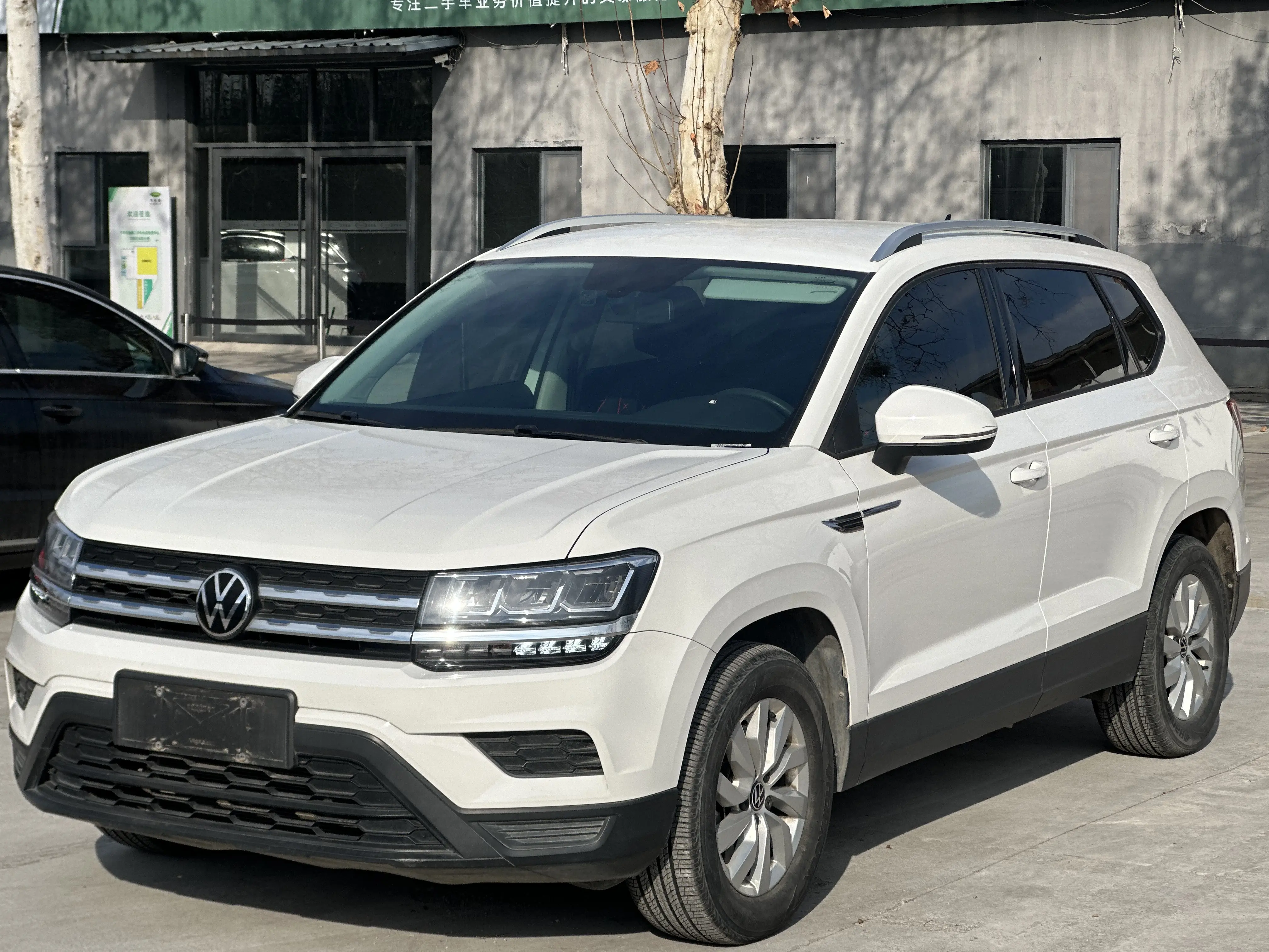 Volkswagen Tharu  из Китая