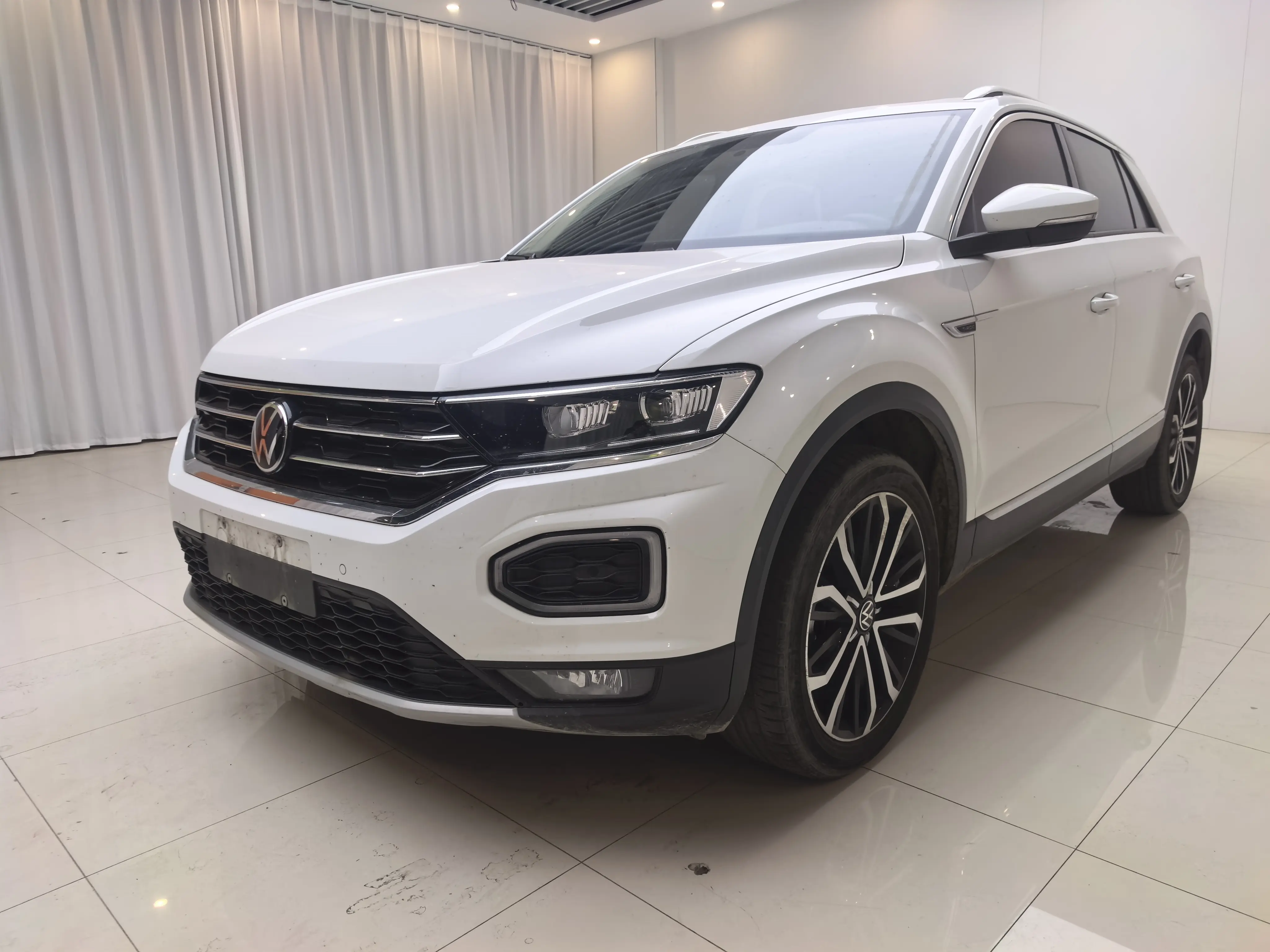 Volkswagen T-Roc  из Китая
