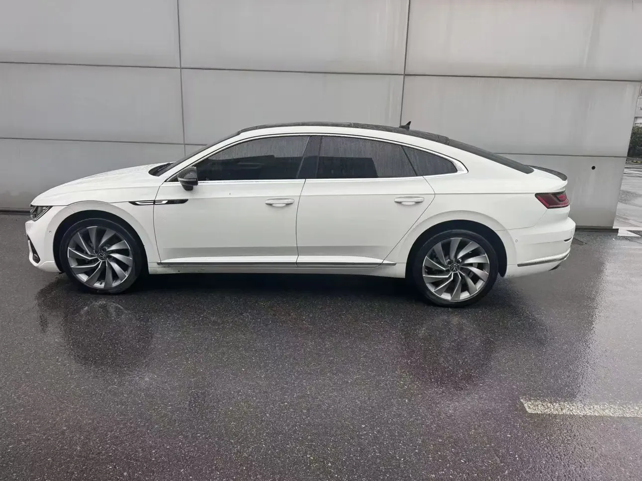 Volkswagen Arteon (CC)  из Китая