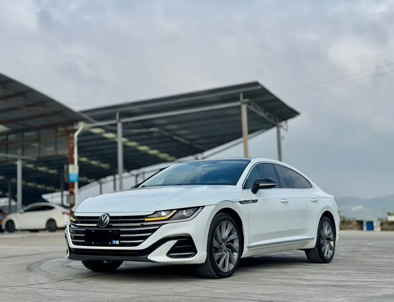 Volkswagen Arteon (CC)  из Китая
