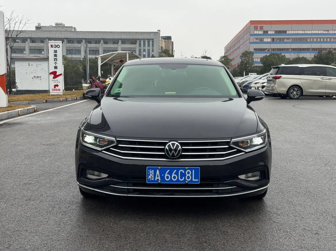 Volkswagen Magotan  из Китая