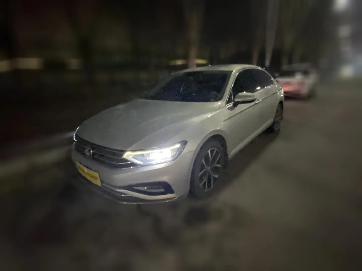 Volkswagen Magotan  из Китая