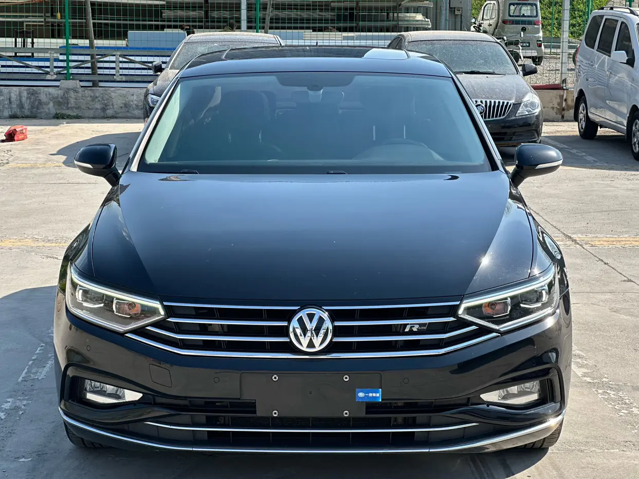Volkswagen Magotan  из Китая