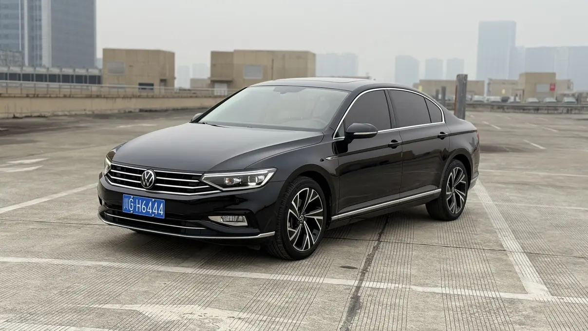 Volkswagen Magotan  из Китая