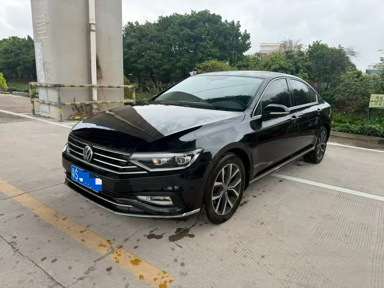 Volkswagen Magotan  из Китая