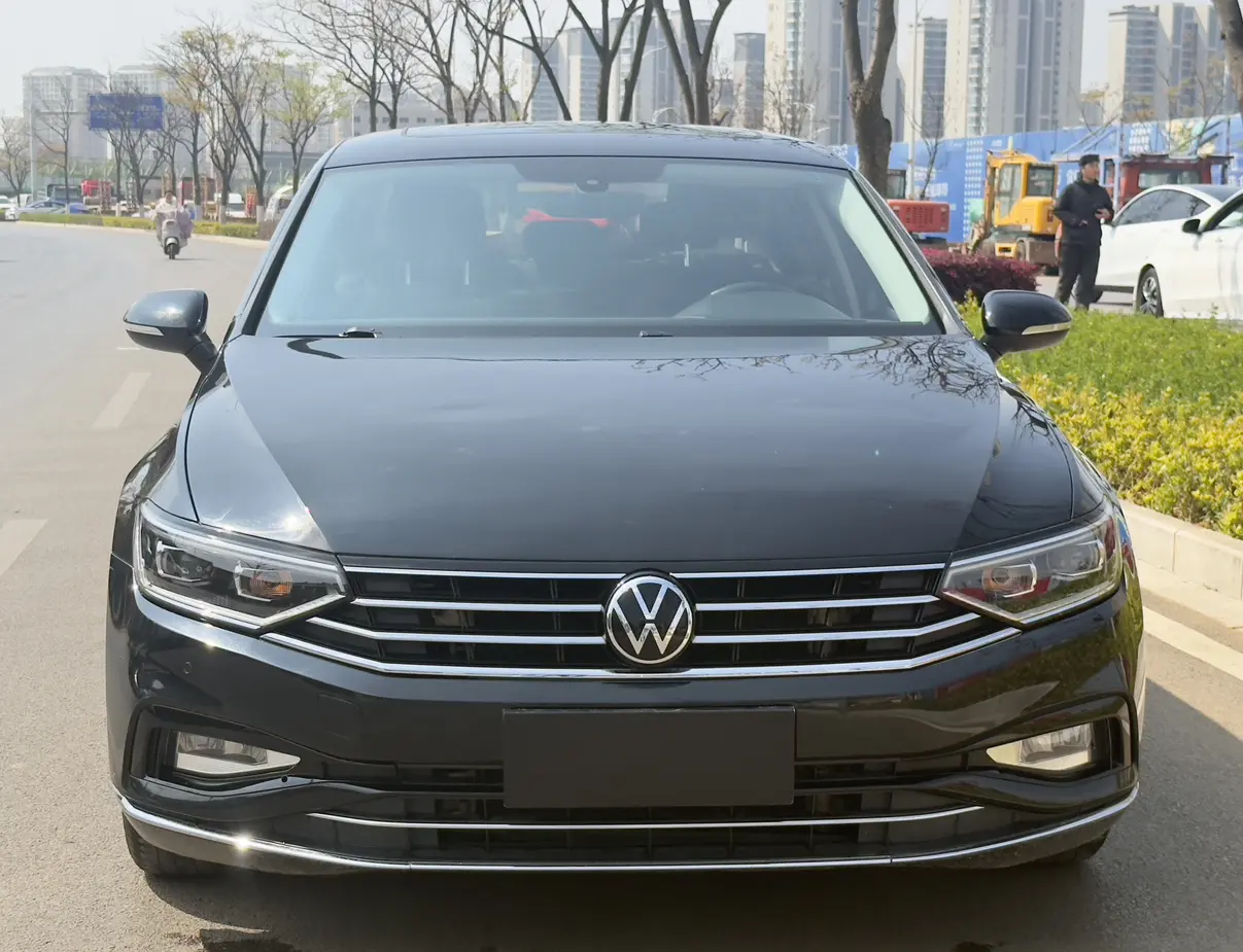 Volkswagen Magotan  из Китая