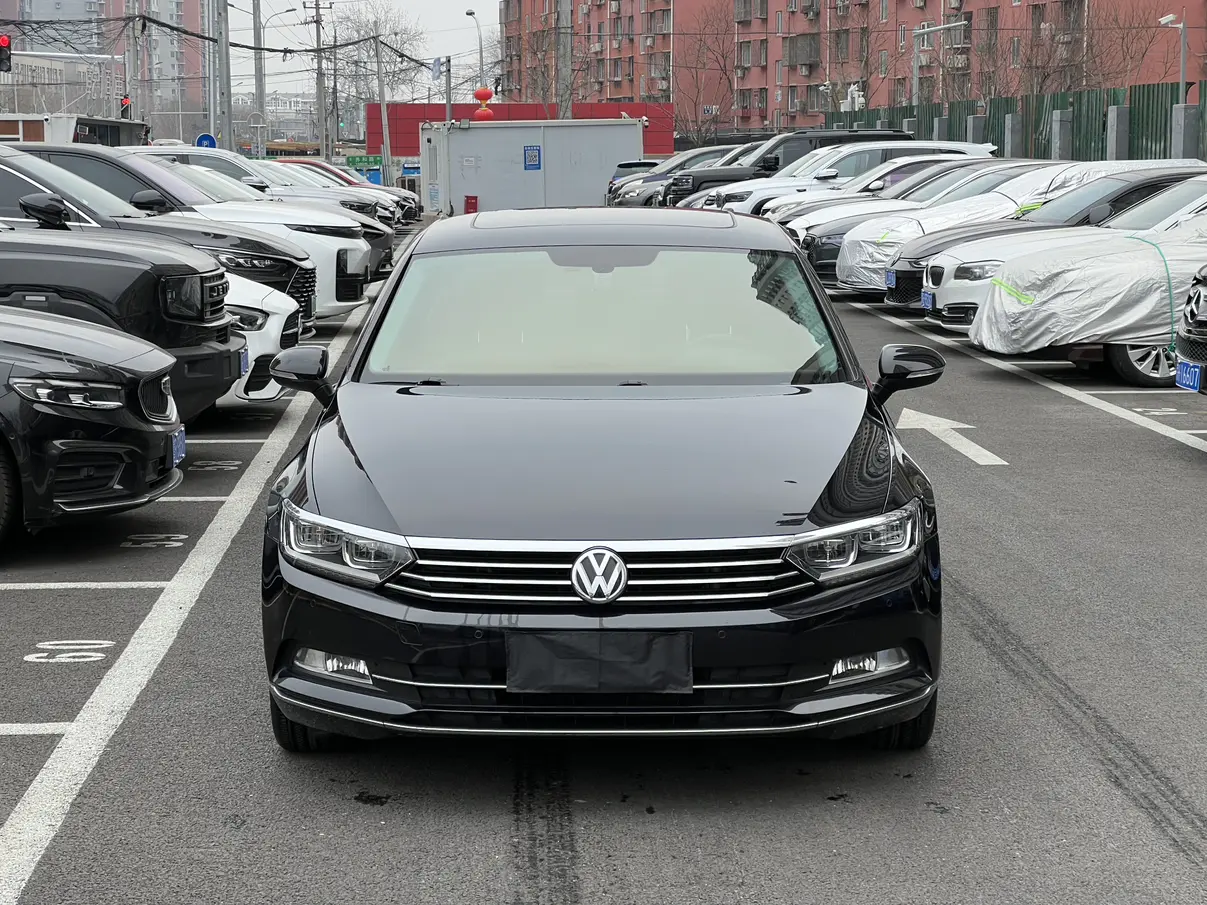 Volkswagen Magotan  из Китая