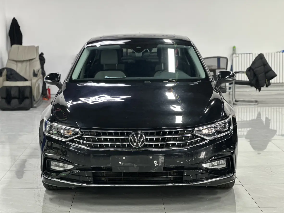 Volkswagen Magotan  из Китая