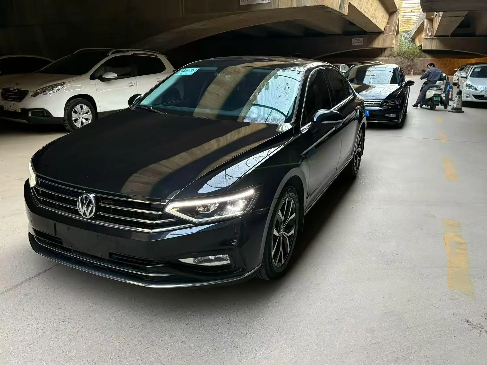 Volkswagen Magotan  из Китая