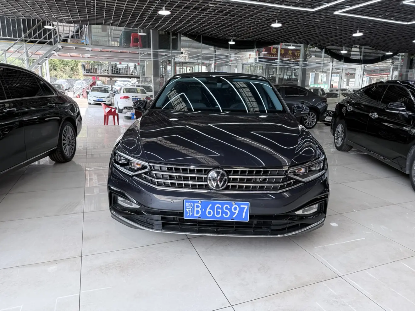 Volkswagen Magotan  из Китая