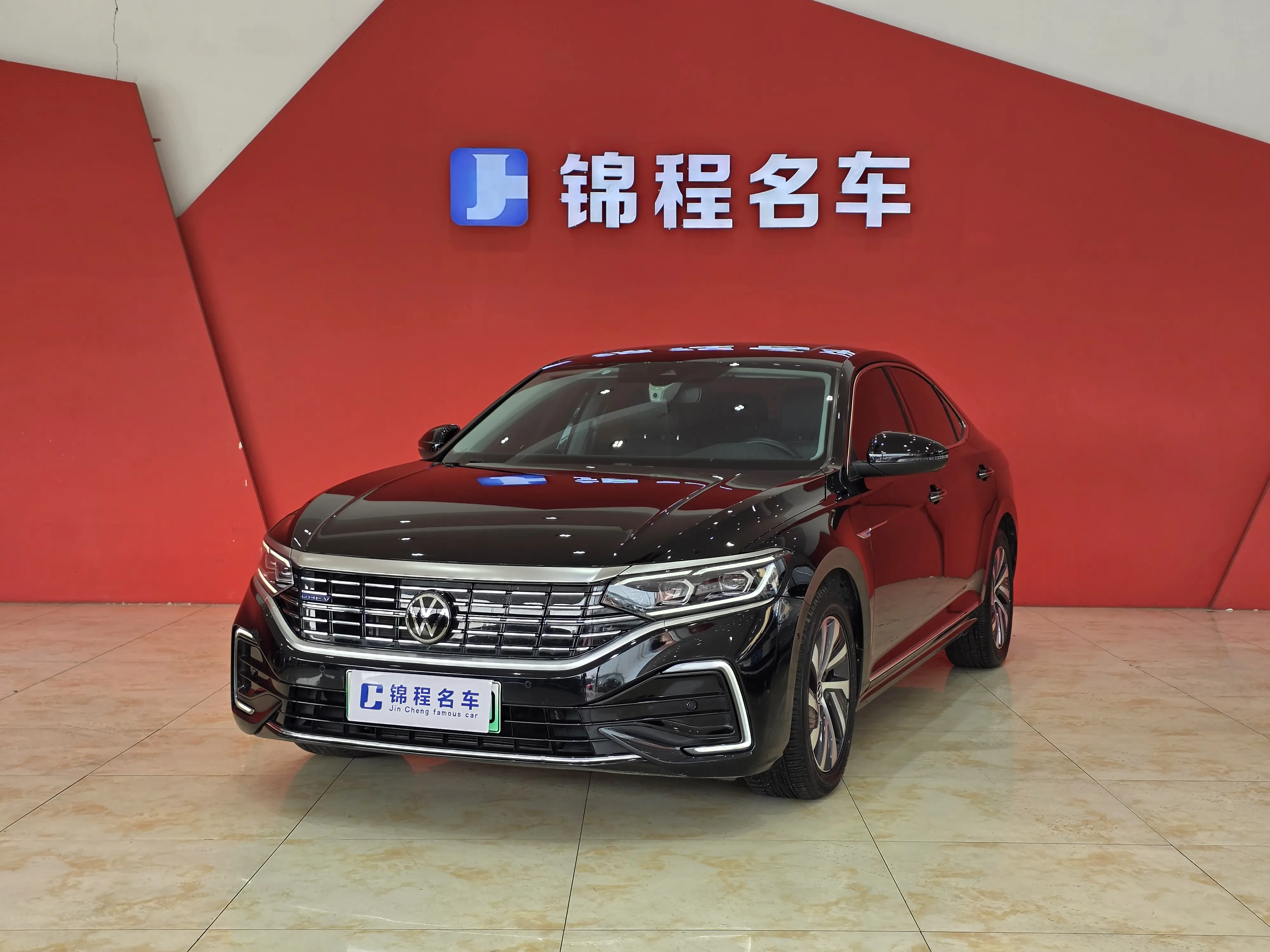 Volkswagen Passat PHEV  из Китая