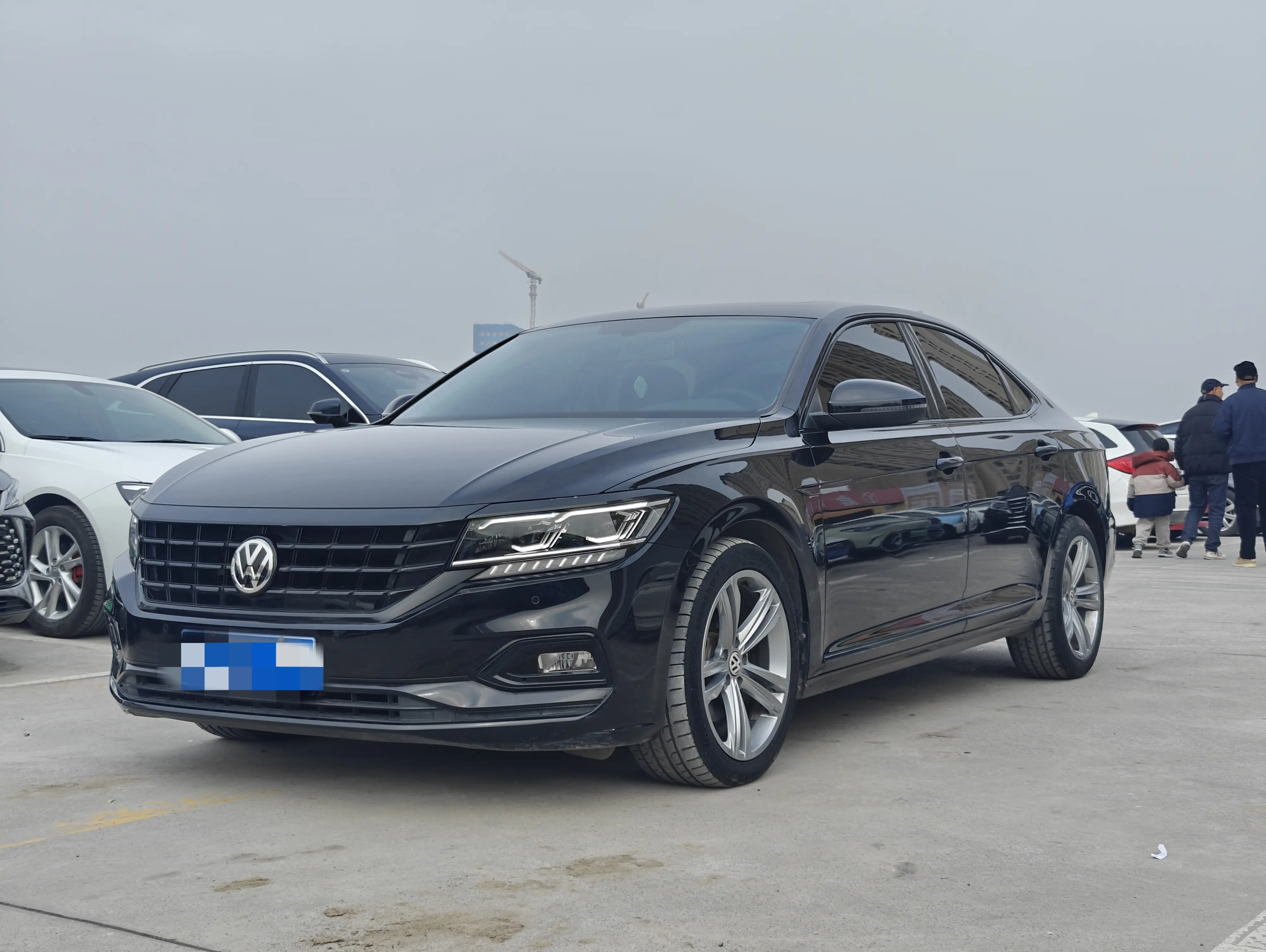 Volkswagen Passat  из Китая