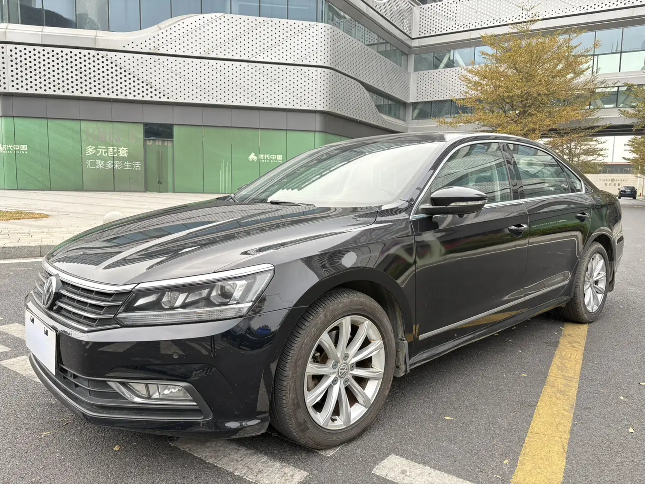 Volkswagen Passat  из Китая