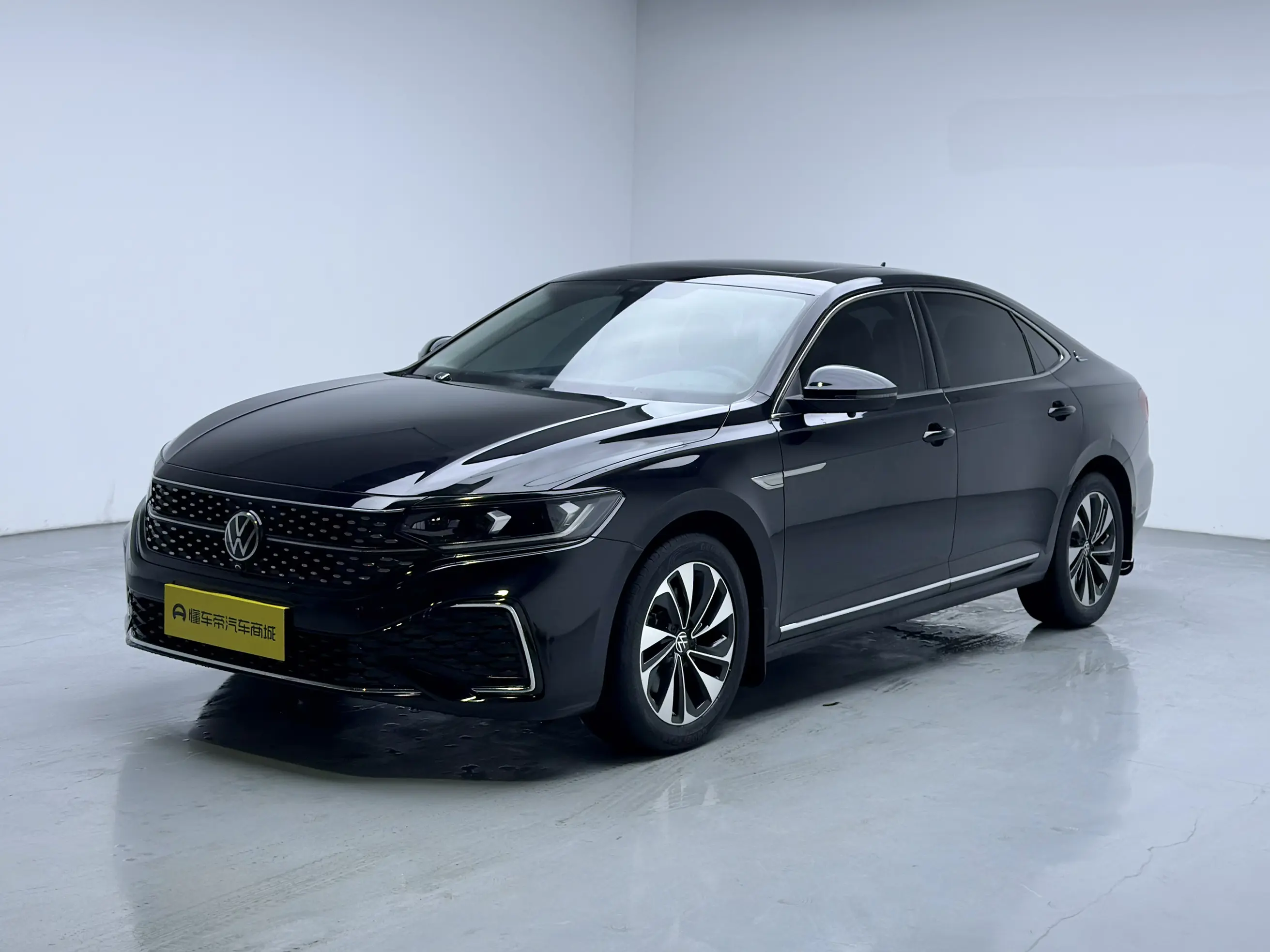 Volkswagen Passat  из Китая