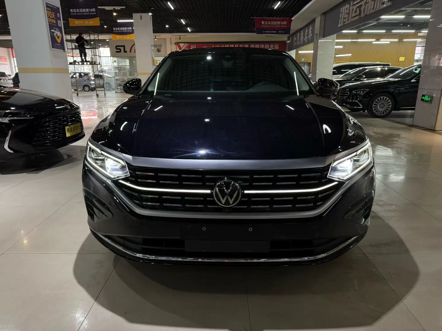 Volkswagen Passat  из Китая