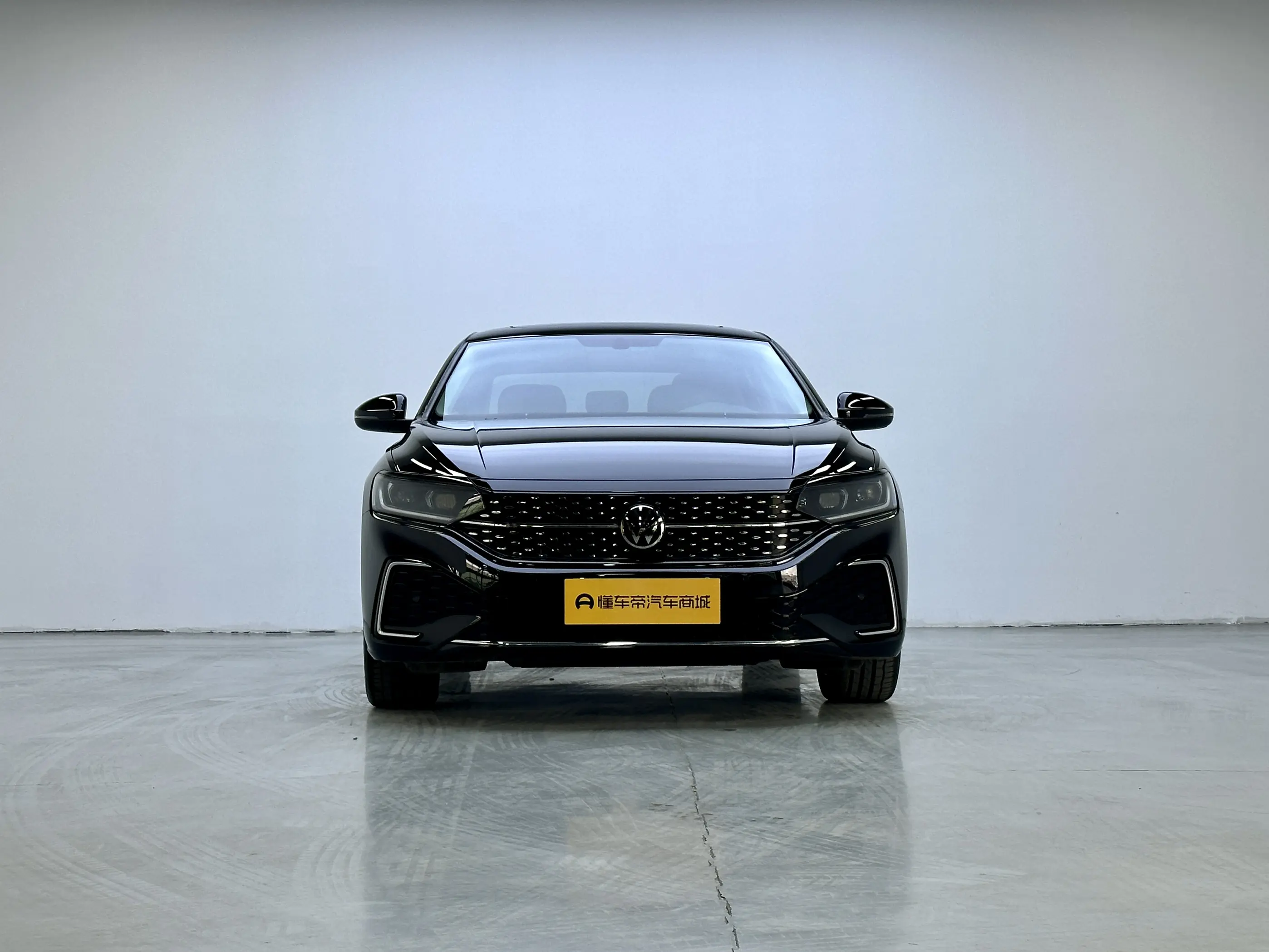 Volkswagen Passat  из Китая