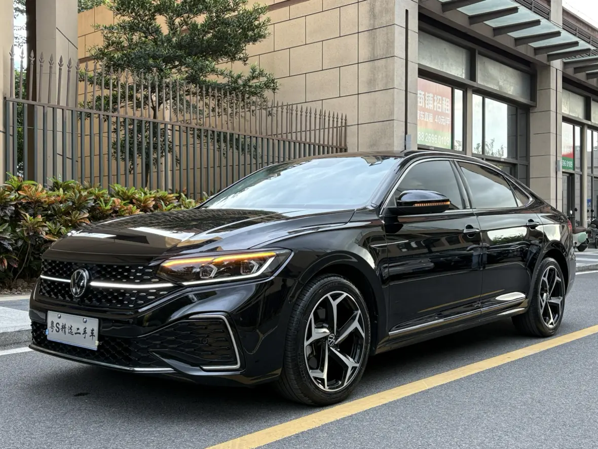 Volkswagen Passat  из Китая