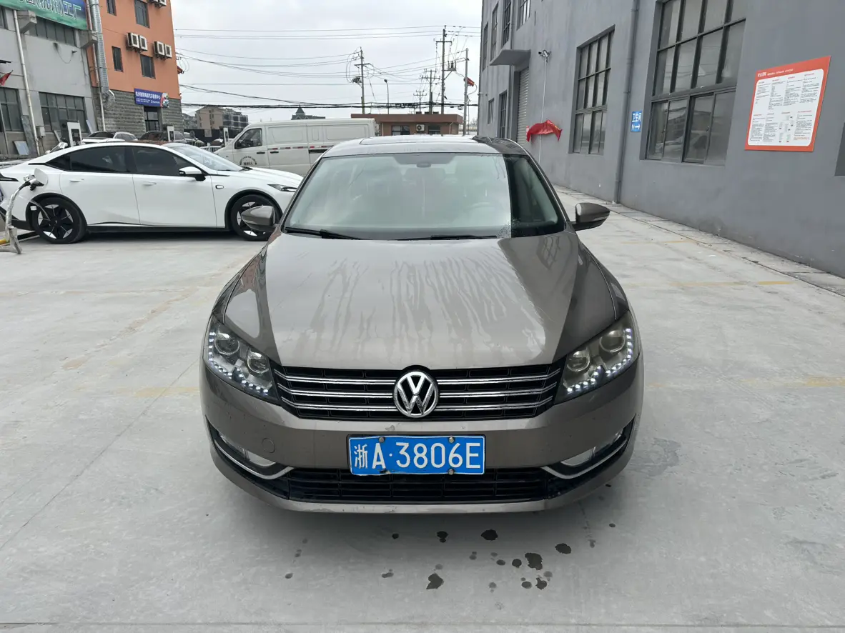 Volkswagen Passat  из Китая