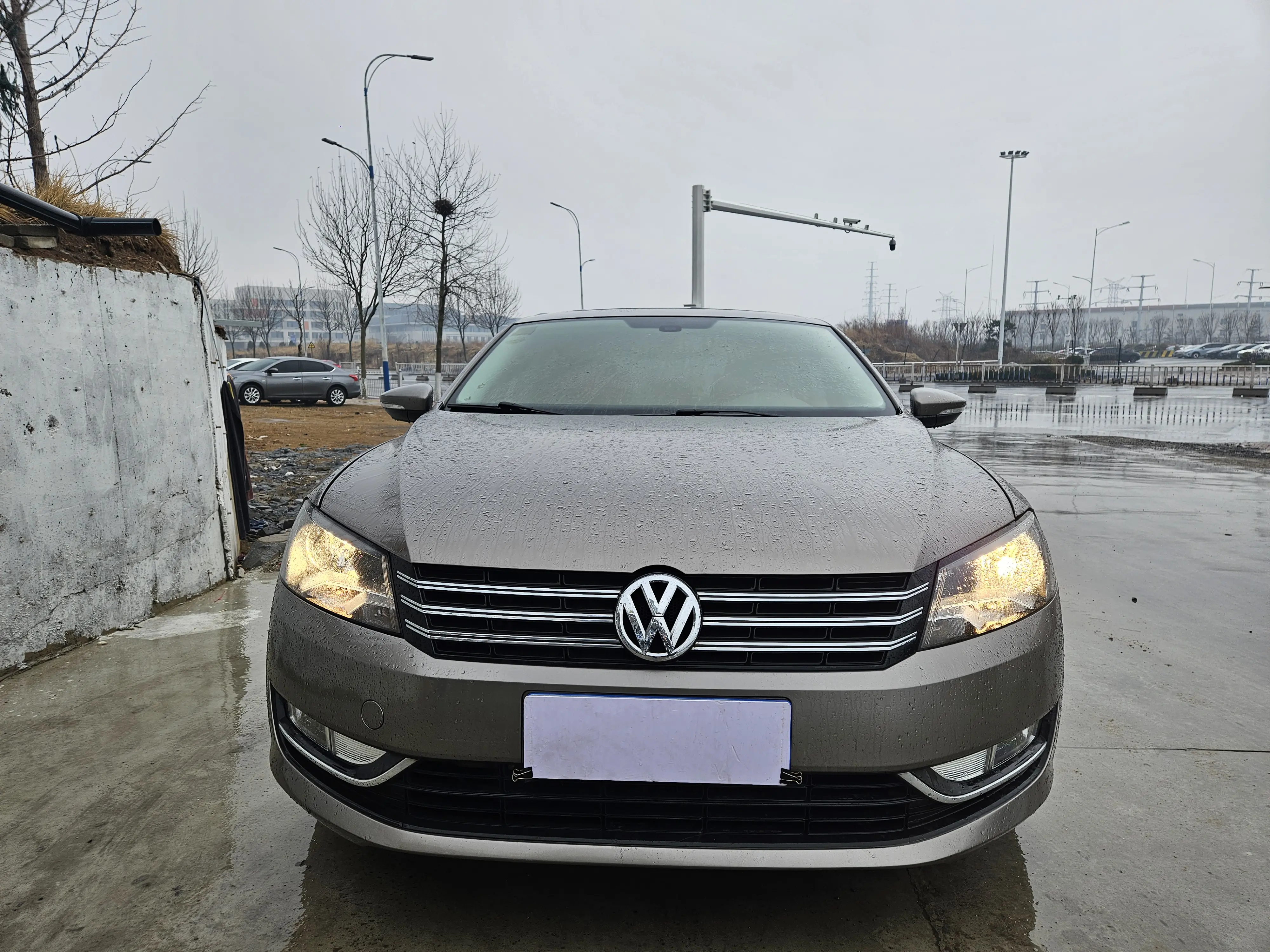 Volkswagen Passat  из Китая