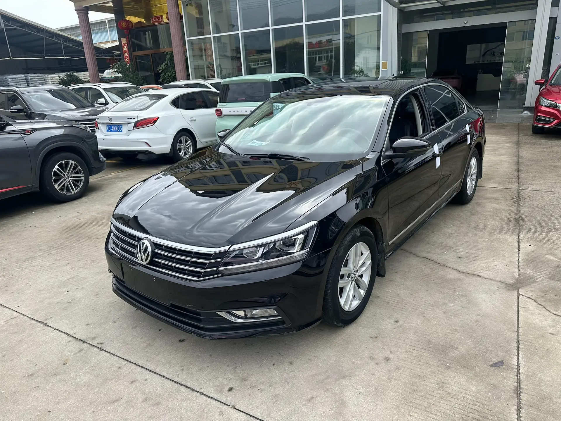 Volkswagen Passat  из Китая