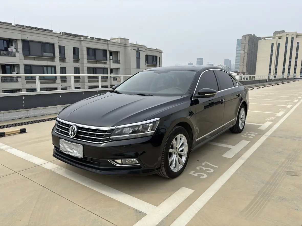 Volkswagen Passat  из Китая