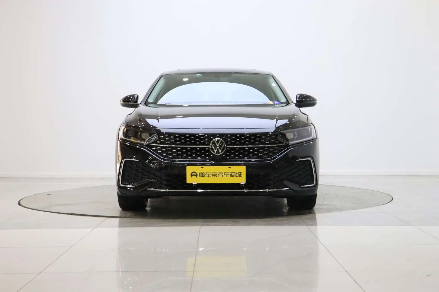 Volkswagen Passat  из Китая