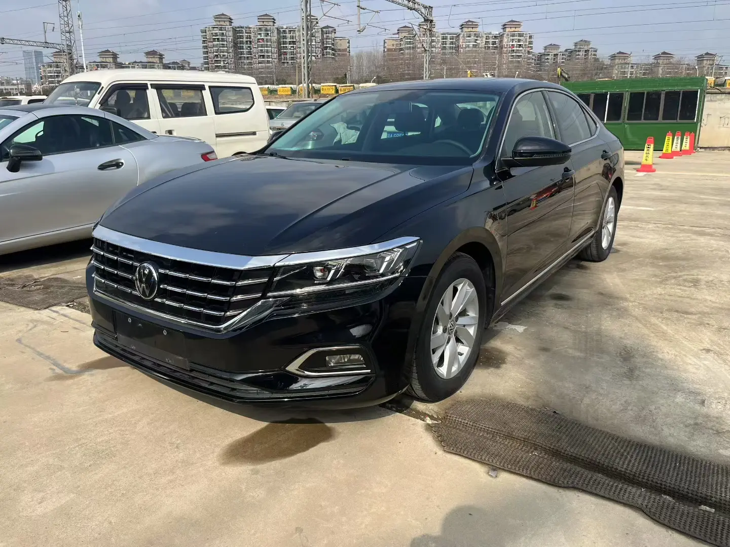 Volkswagen Passat  из Китая