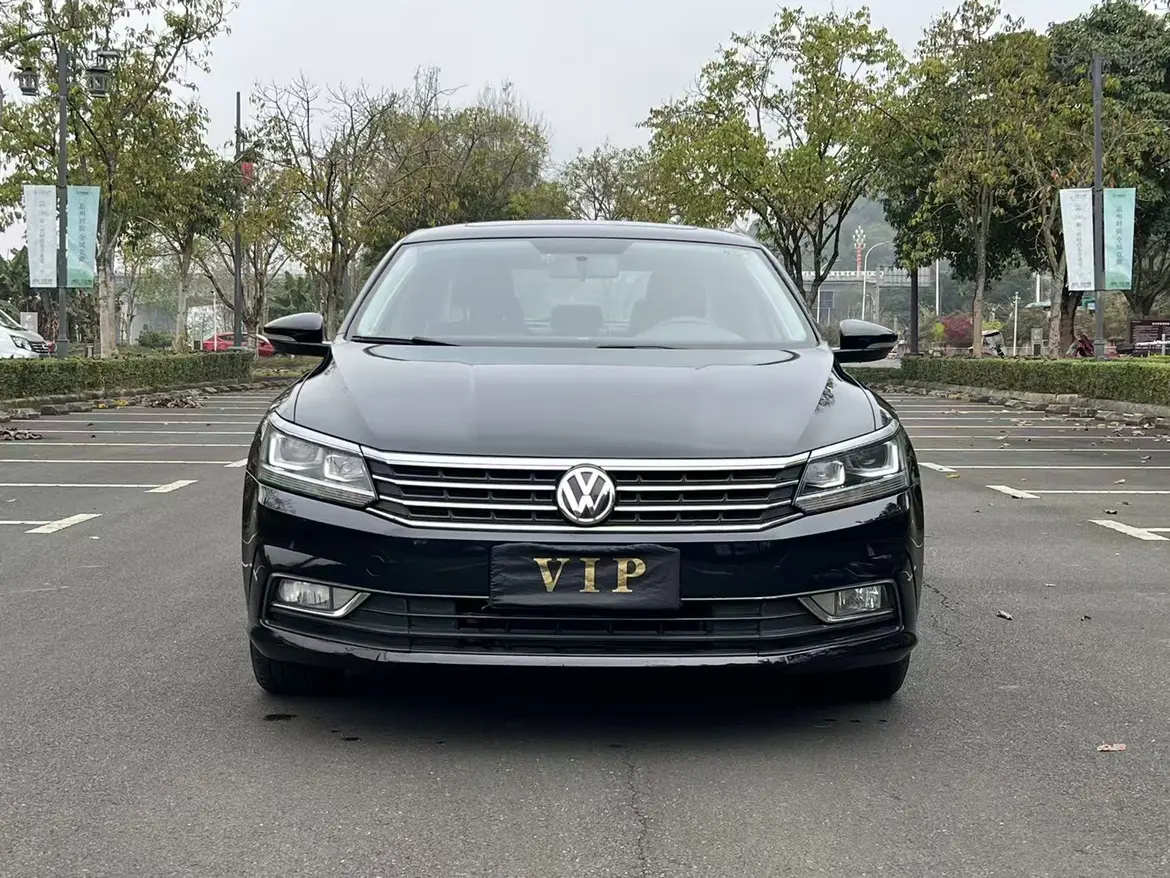 Volkswagen Passat  из Китая