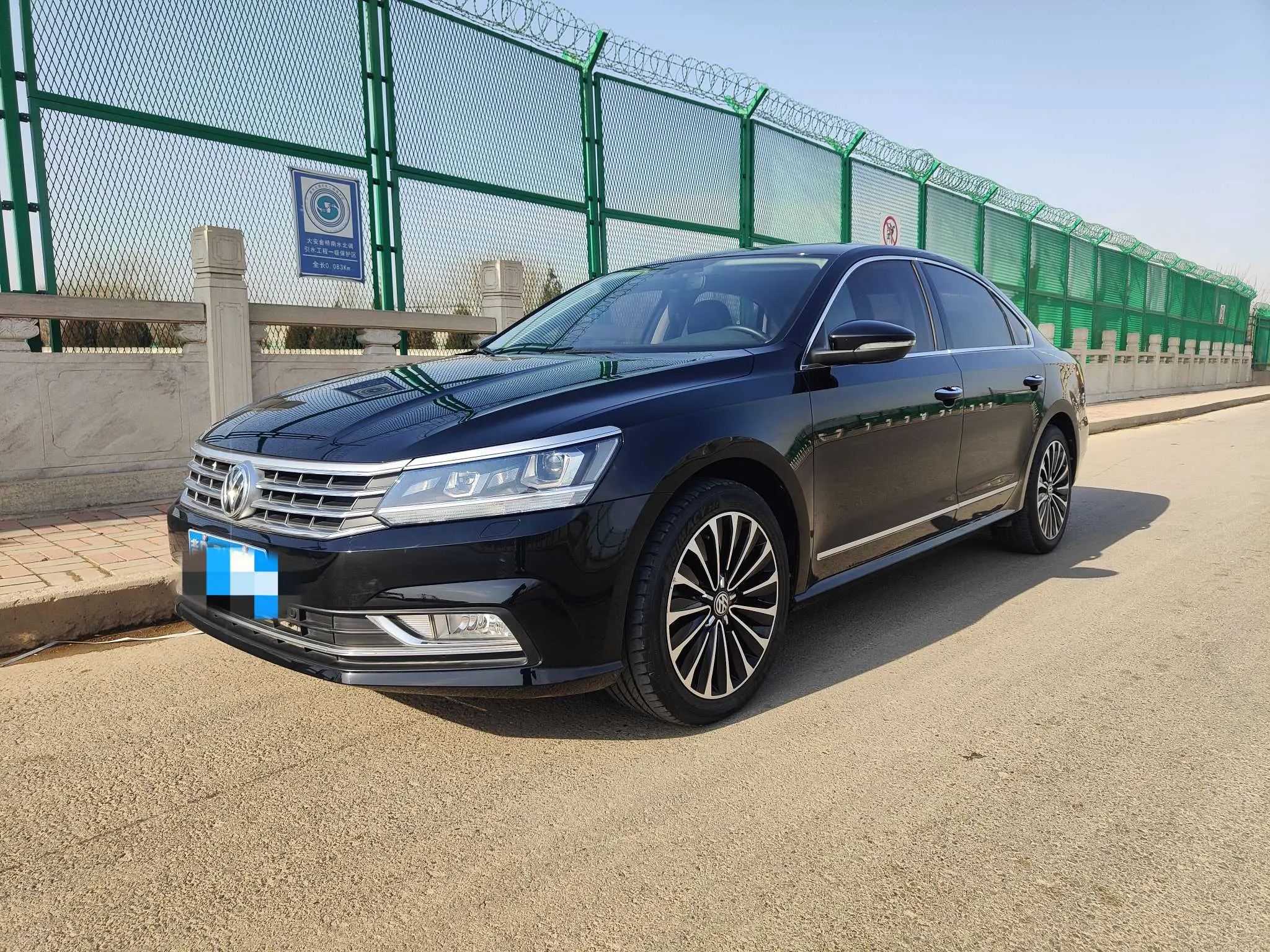 Volkswagen Passat  из Китая