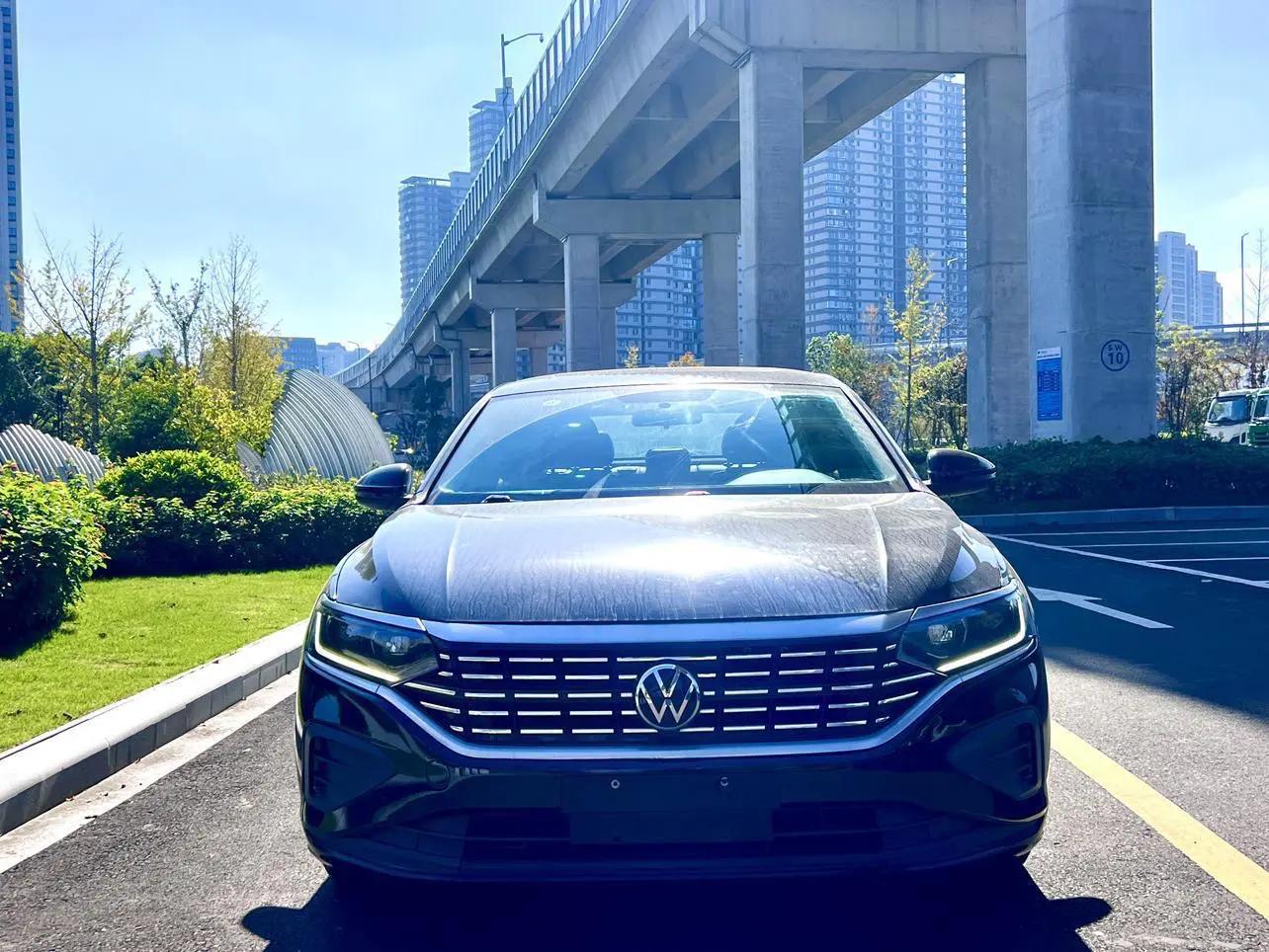 Volkswagen Passat  из Китая