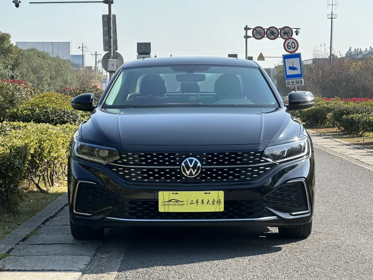 Volkswagen Passat  из Китая