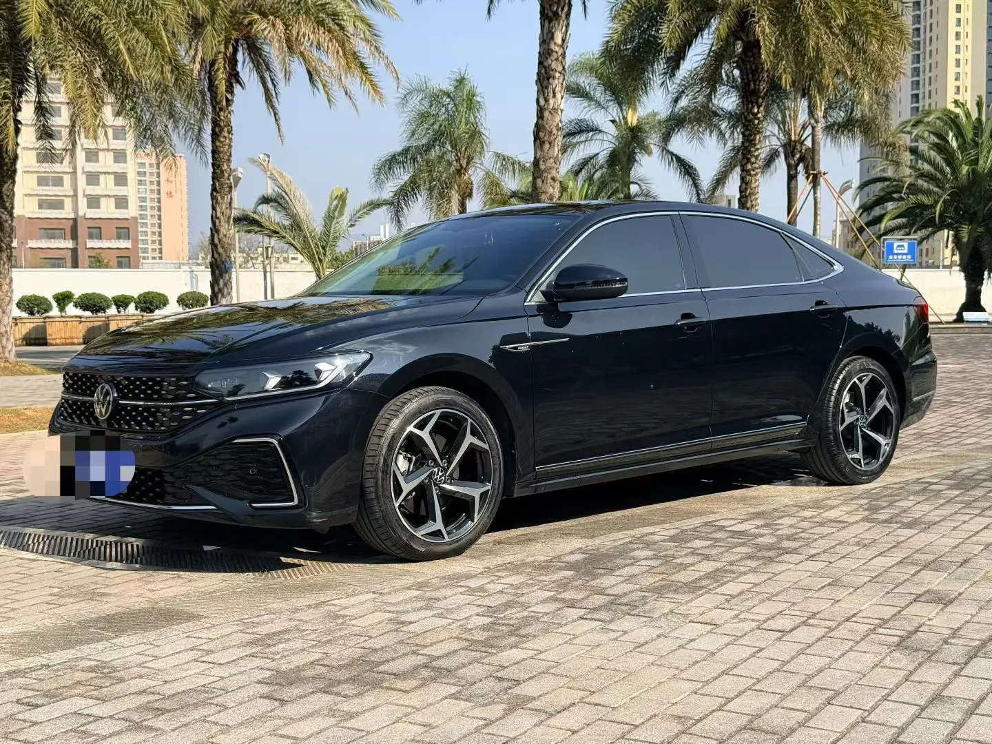 Volkswagen Passat  из Китая