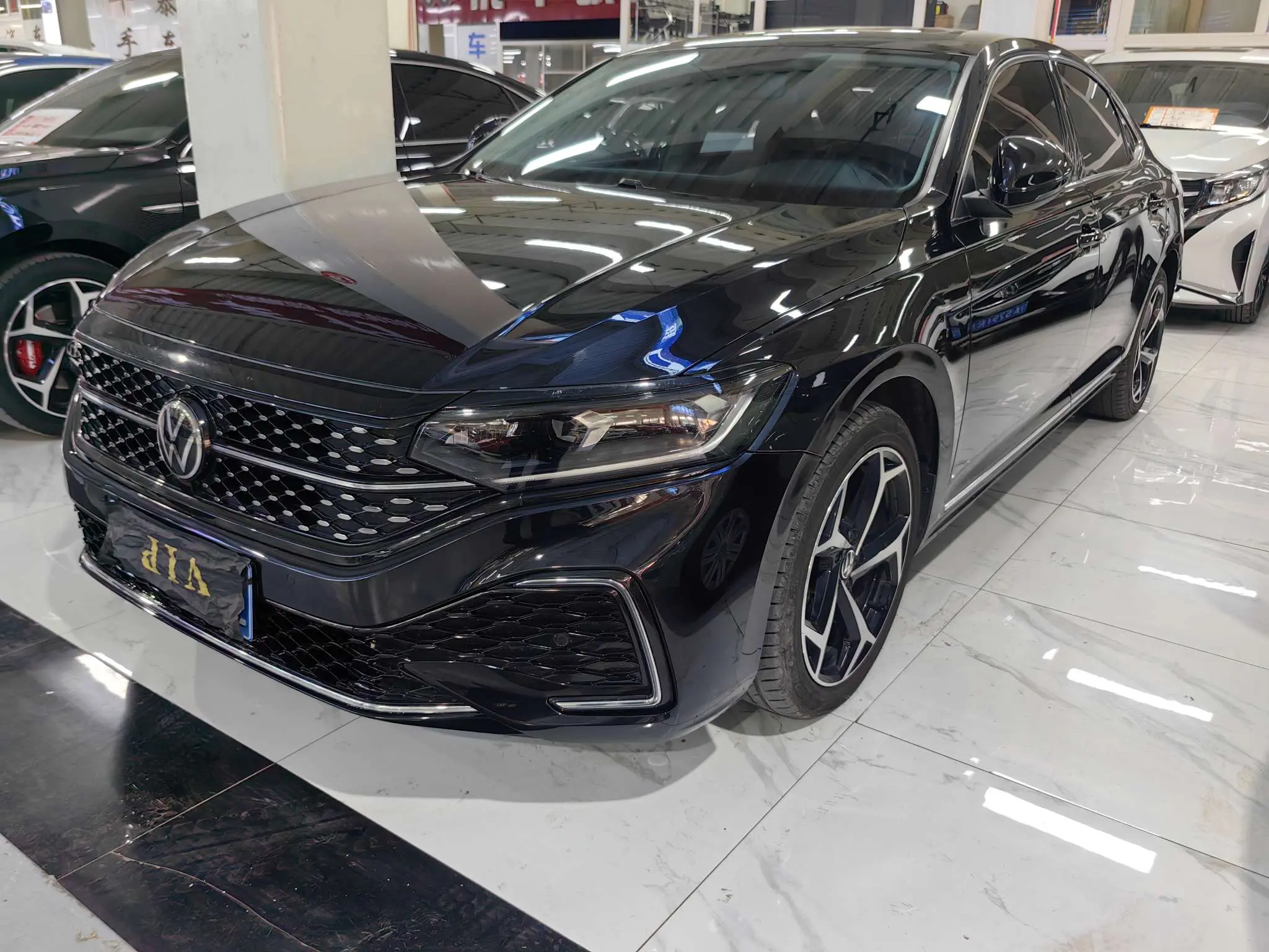 Volkswagen Passat  из Китая