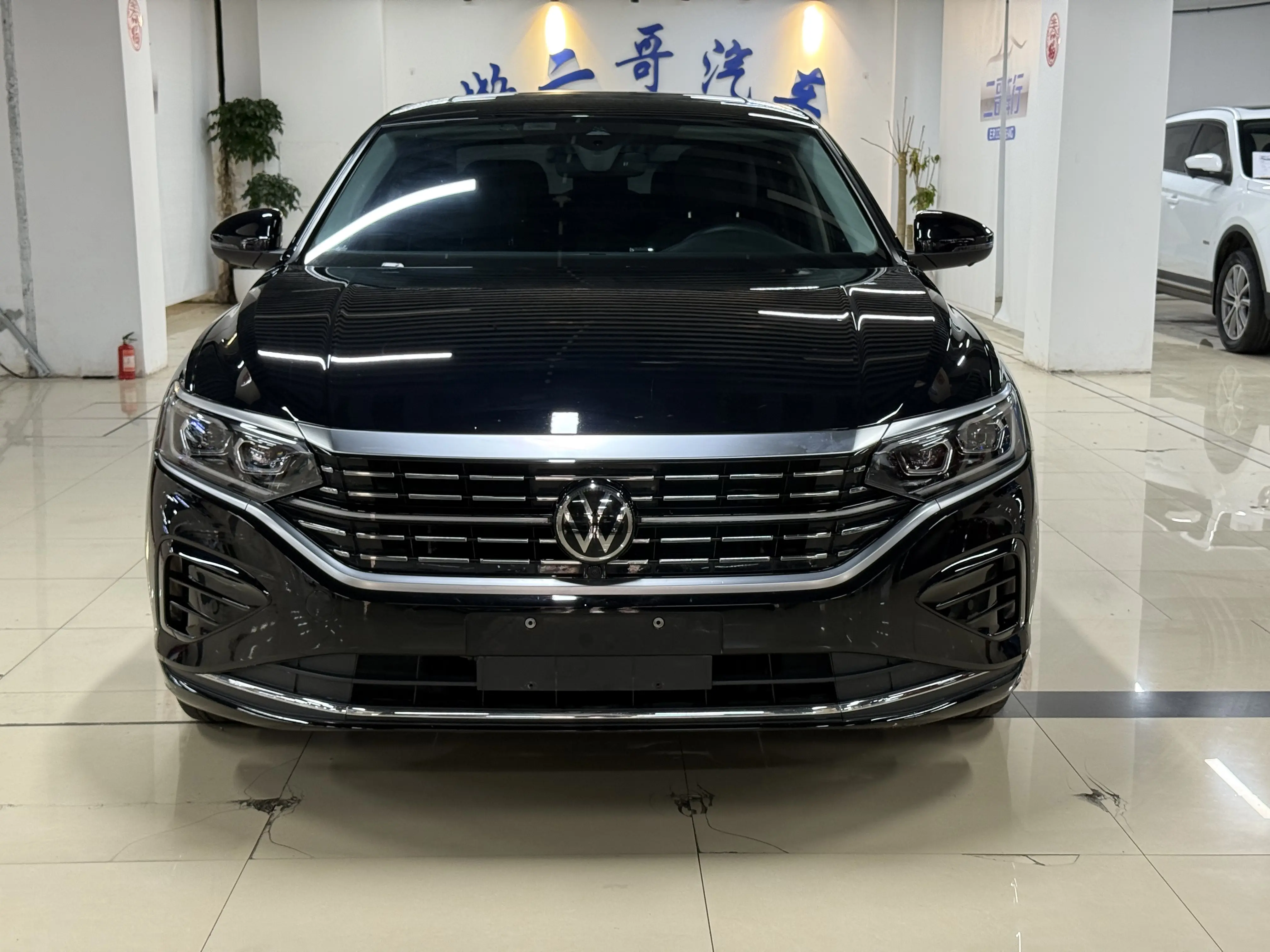 Volkswagen Passat  из Китая