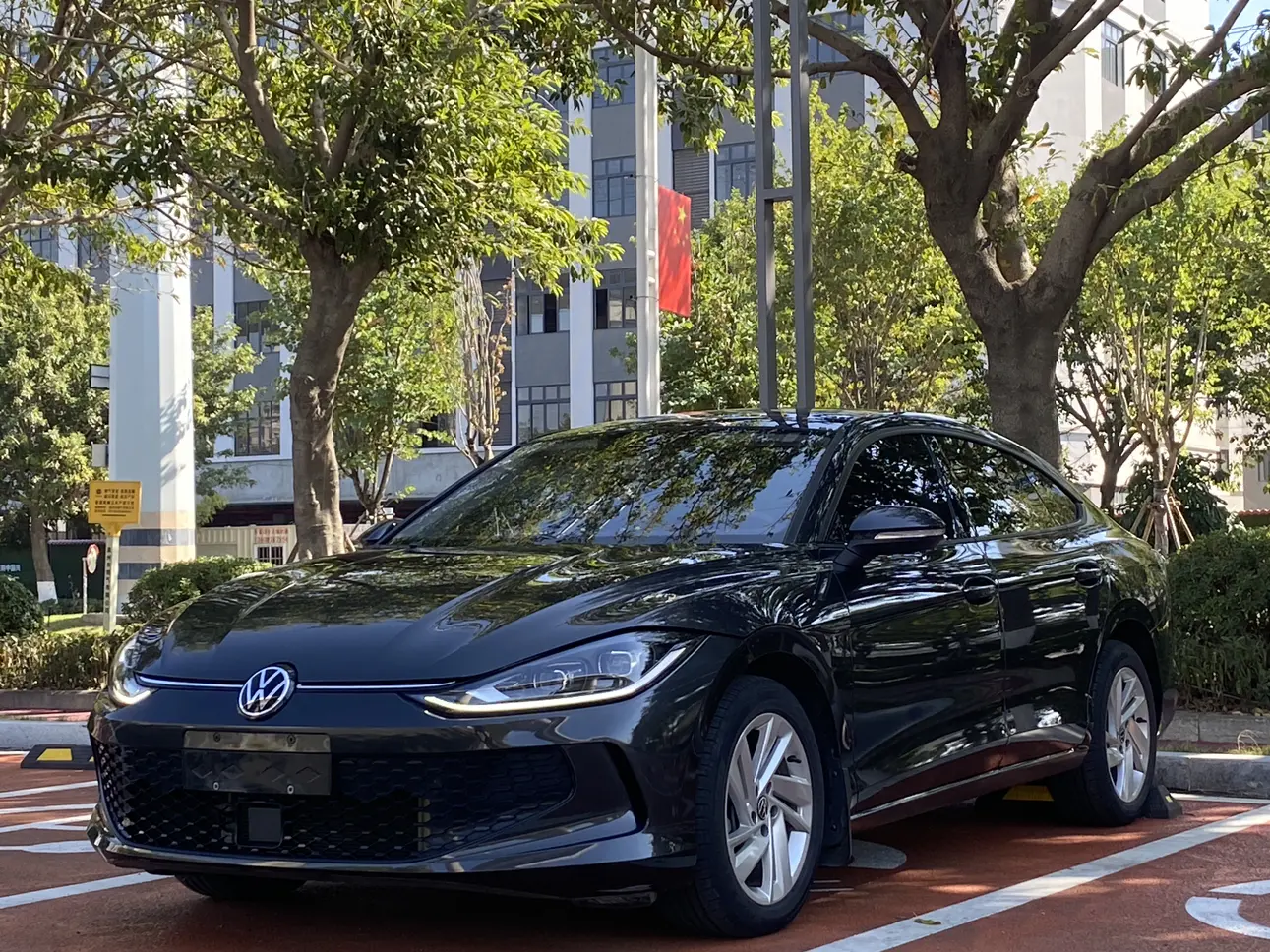 Volkswagen Lamando (Lingdu)  из Китая