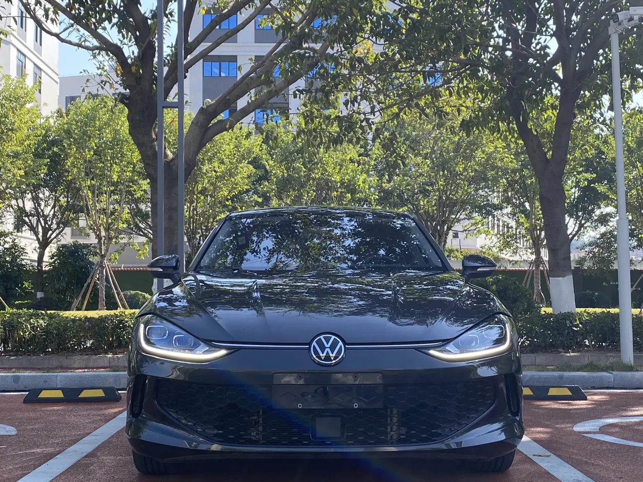 Volkswagen Lamando (Lingdu)  из Китая