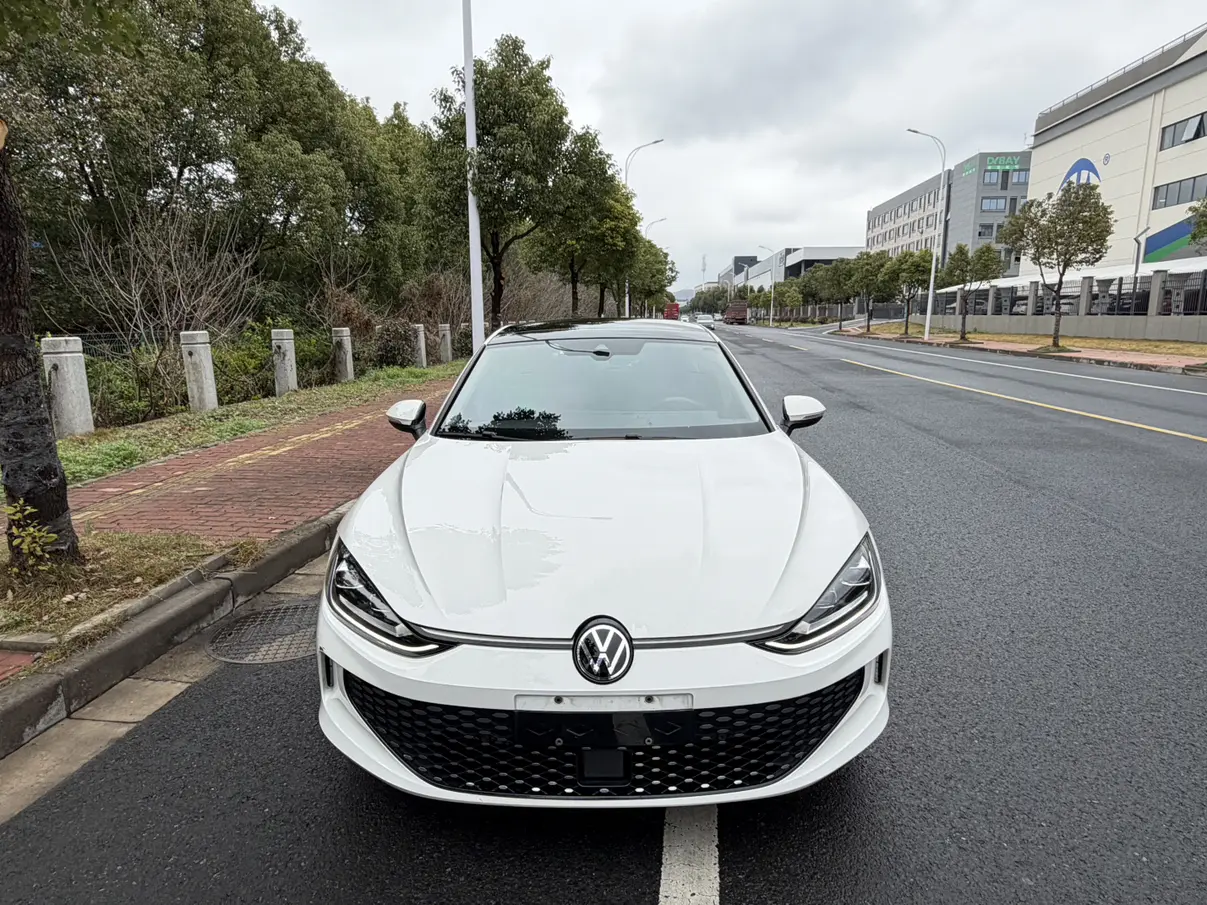 Volkswagen Lamando (Lingdu)  из Китая