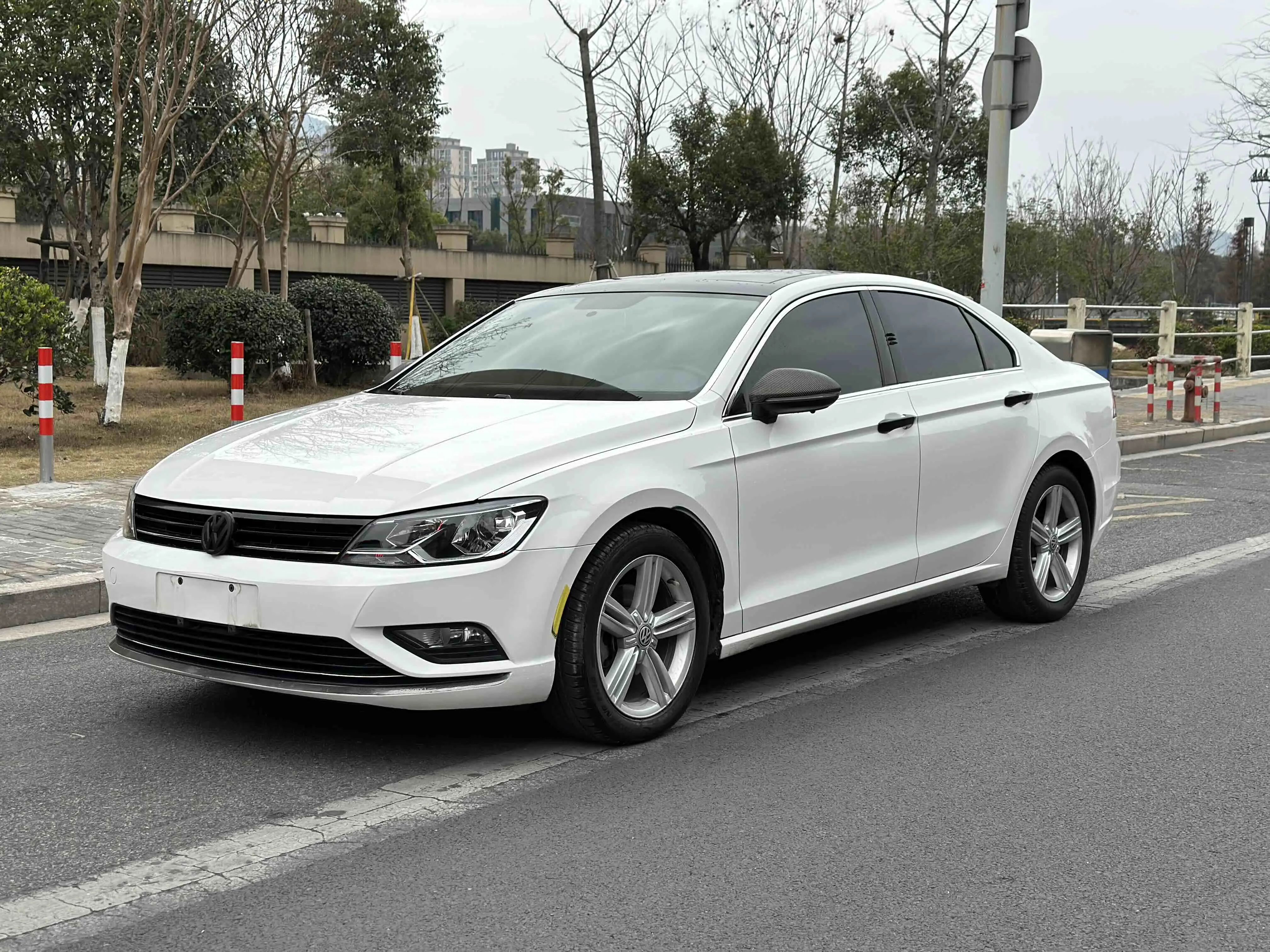 Volkswagen Lamando (Lingdu)  из Китая