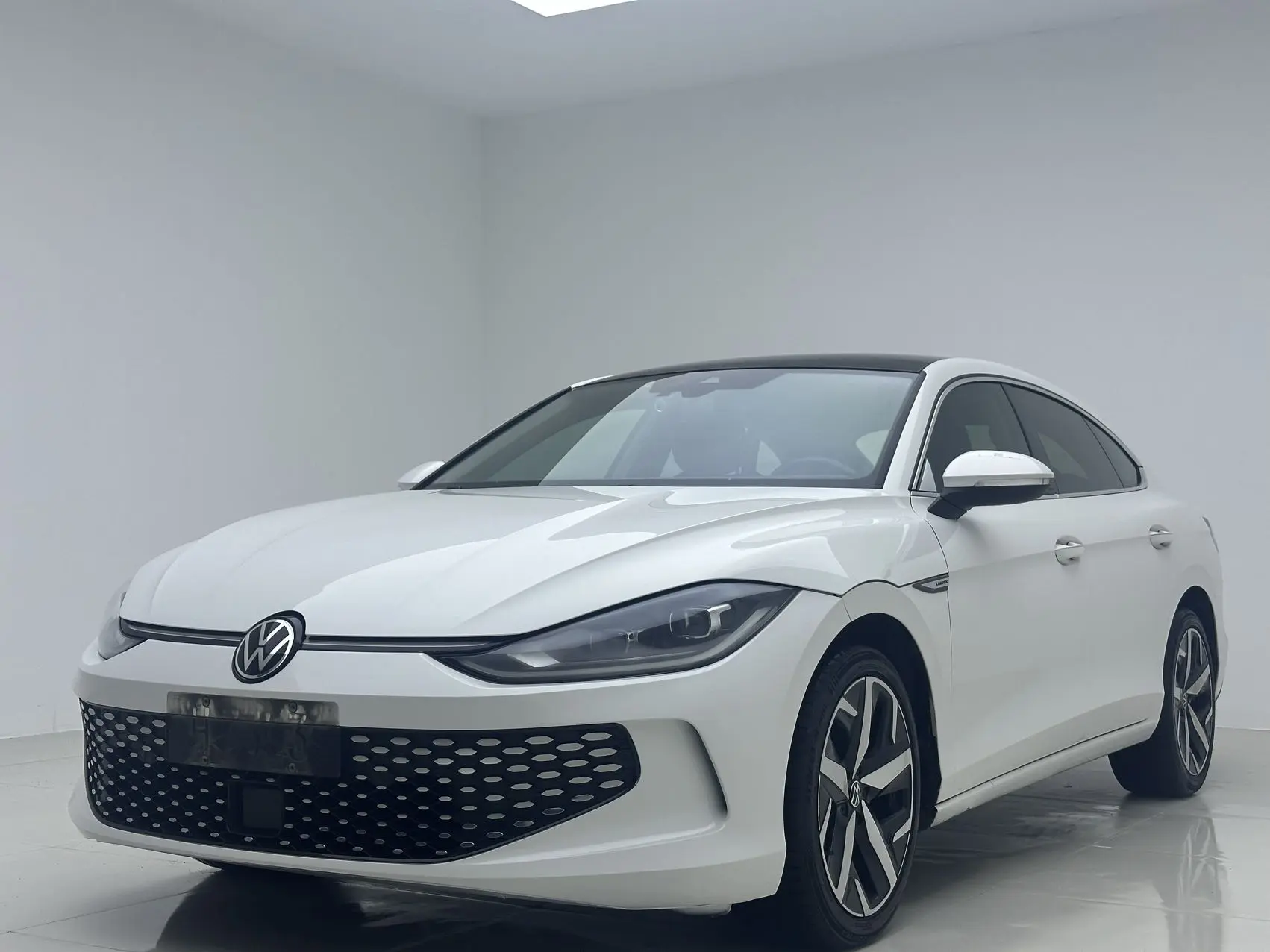 Volkswagen Lamando (Lingdu)  из Китая