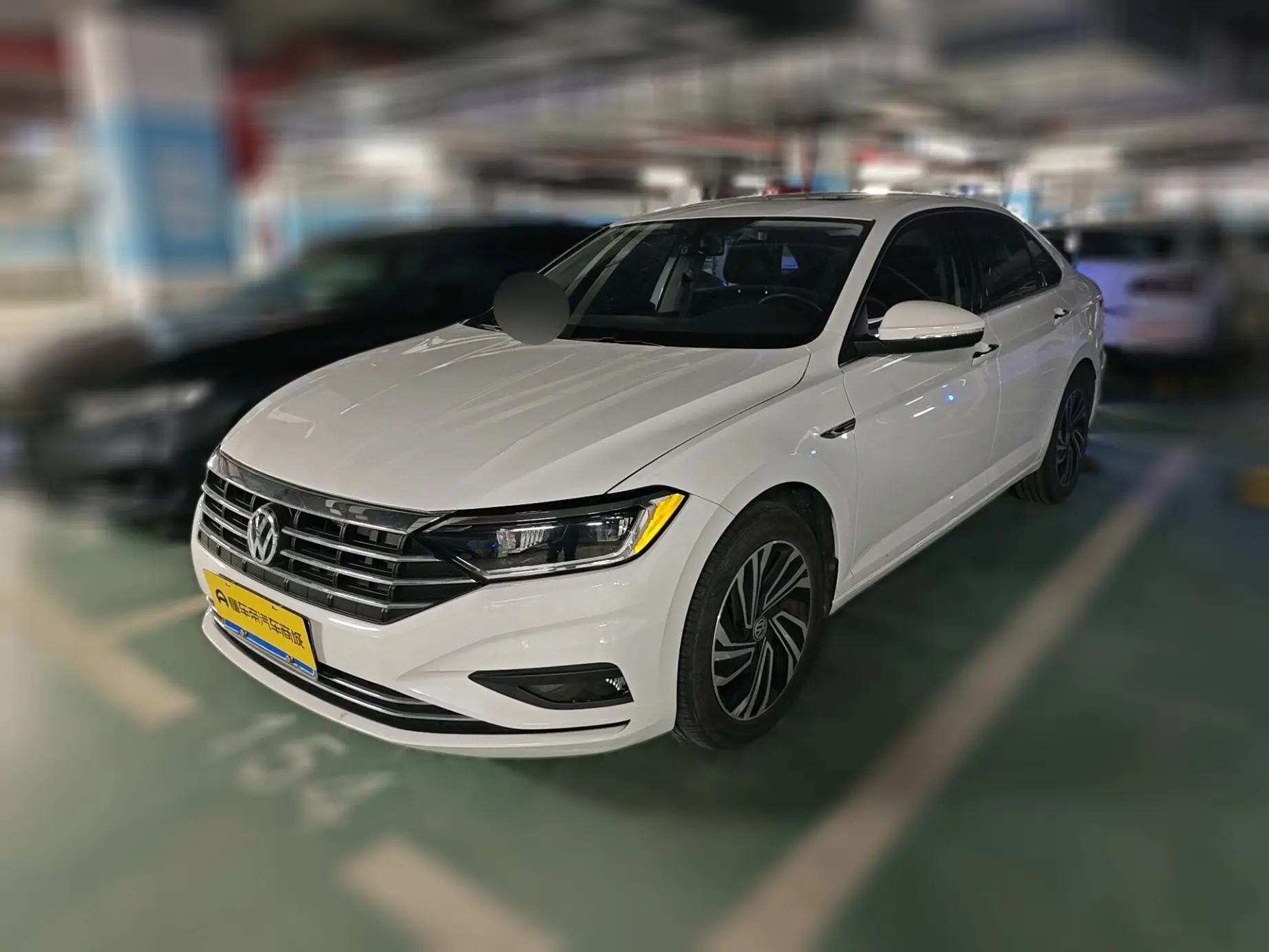 Volkswagen Sagitar  из Китая