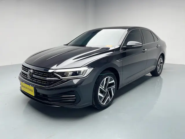 Volkswagen Sagitar  из Китая