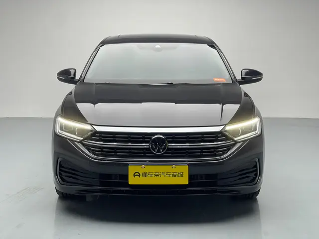 Volkswagen Sagitar  из Китая