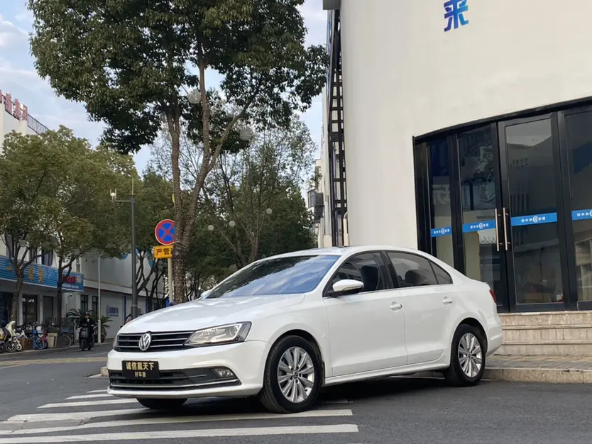 Volkswagen Sagitar  из Китая