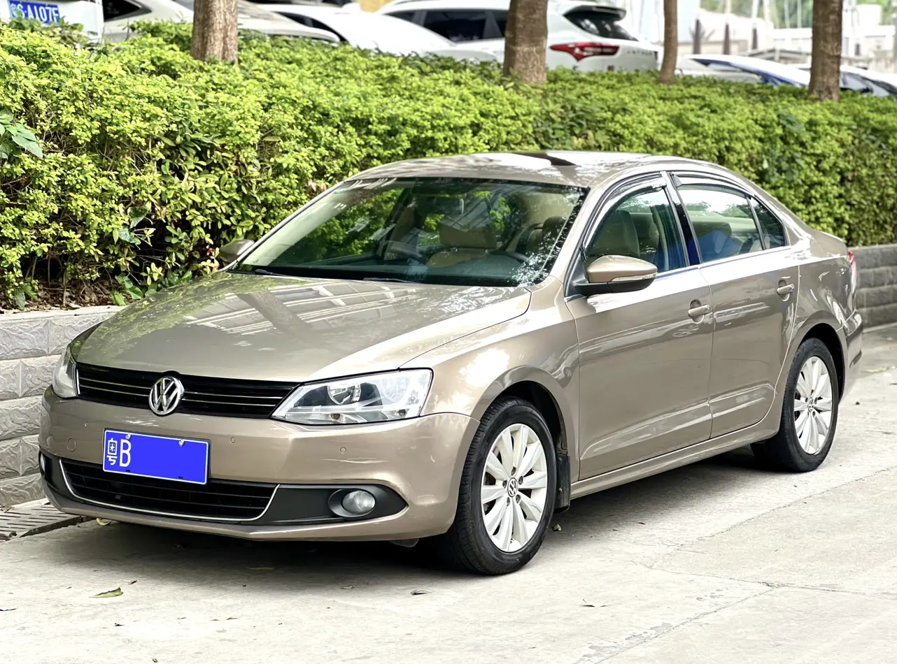 Volkswagen Sagitar  из Китая