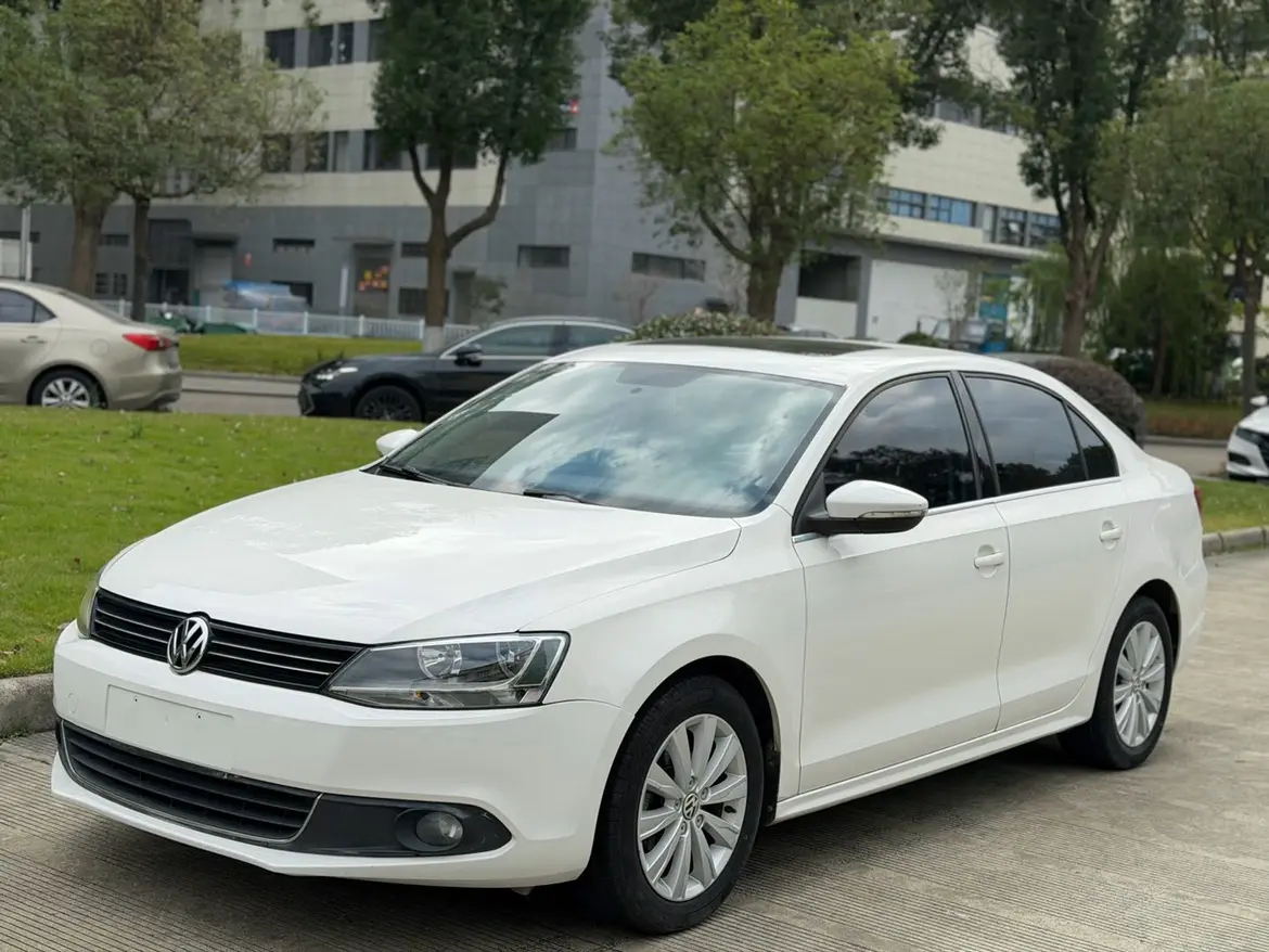 Volkswagen Sagitar  из Китая