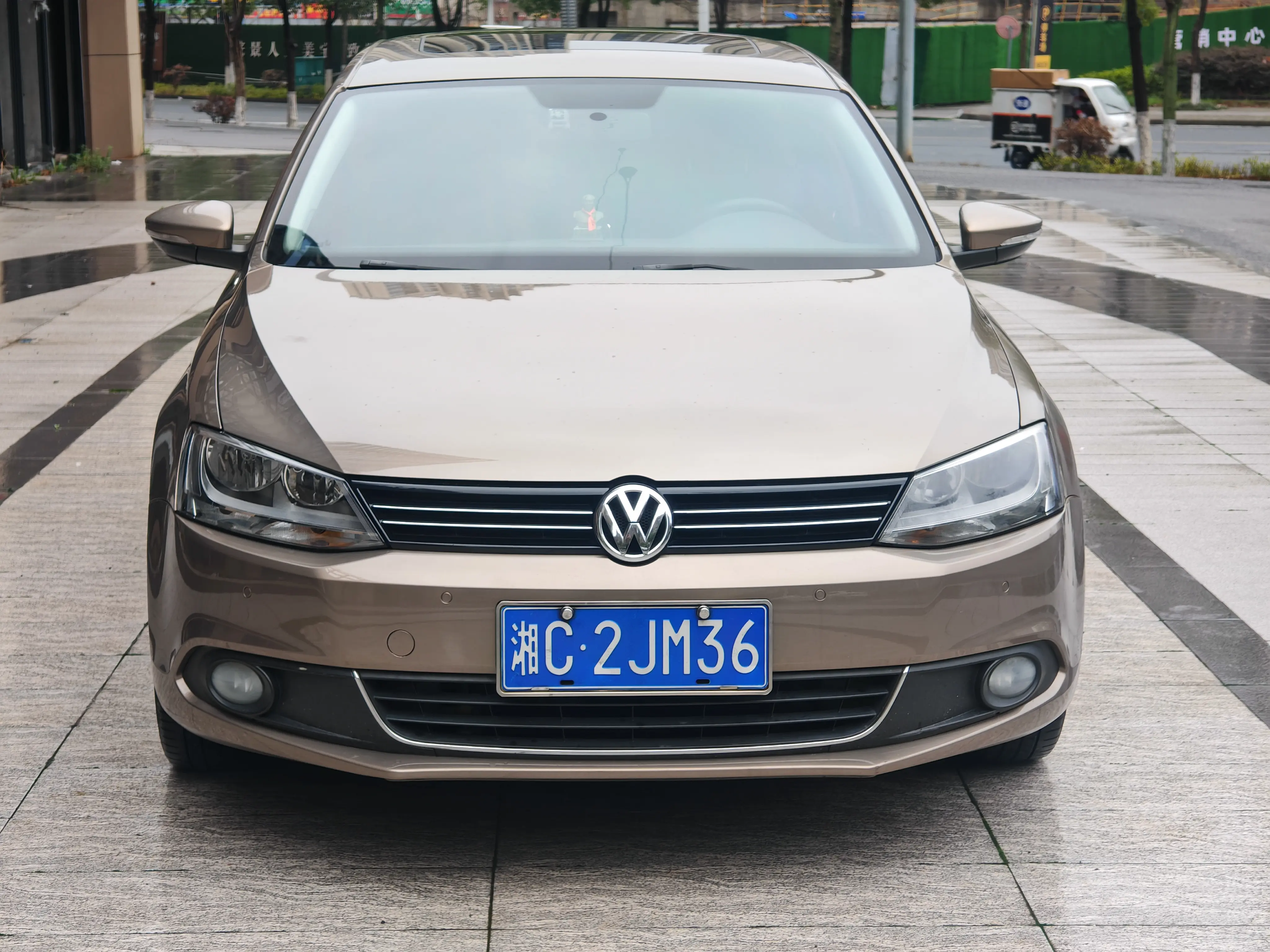 Volkswagen Sagitar  из Китая